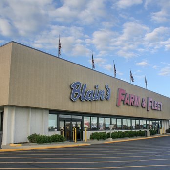 BLAIN S FARM FLEET WOODSTOCK IL Updated October 2024 44 Reviews 11501 US 14 Woodstock Illinois Department Stores Phone Number Yelp