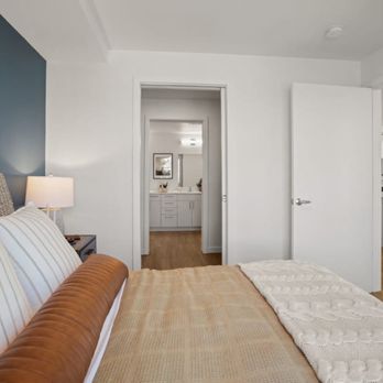 Riverfront Everett by Pinnacle Property Management - Apartments Near Me - Everett, Washington