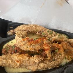 Lillie's Kitchen - Fish and grits (disgusting)
