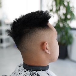 Mantra Barbershop - Cut by @vublendz