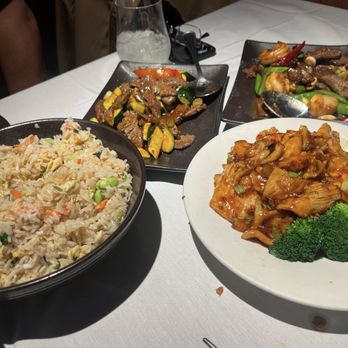 UNCLE YU’S AT THE VINEYARD - Updated November 2024 - 830 Photos & 1114 ...