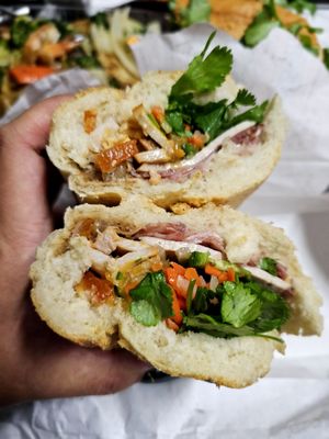 Mom's Pho & Banh Mi by null