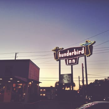 Thunderbird Inn - Hotels Near Me - Savannah, Georgia Thunderbird Inn - Hotels Near Me - Savannah, Georgia