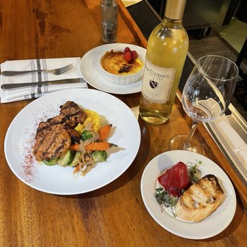 Cafe Maddalena - New American Near Me - Dunsmuir, California