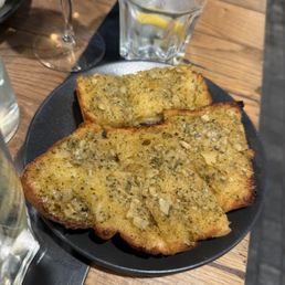 Garlic bread Garlic bread