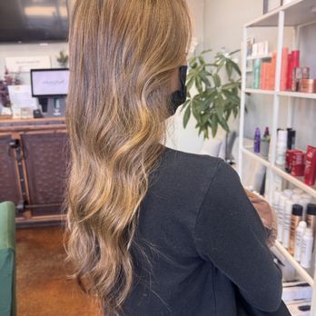 Hunter Joseph Salon - Highlights/color by Sarah - Hair Salons Near Me - Dublin, California