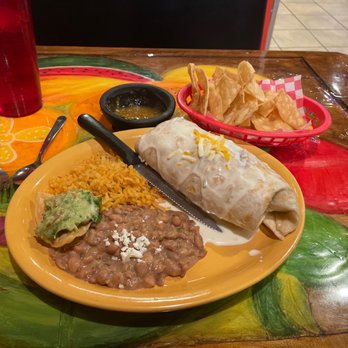 Los Jarritos Cafe - Burrito Bandera Platter - Mexican Near Me - Rochester, Minnesota Los Jarritos Cafe - Burrito Bandera Platter - Mexican Near Me - Rochester, Minnesota
