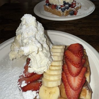 Waffle and Berry - Aussie Waffle with Nutella, Strawberries  and Bananas - Waffles Near Me - Honolulu, Hawaii