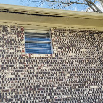 Gkhouses - Soffit hung for 6 months before repair. - Property Management Near Me
