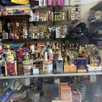 Al Karama - Shoe Stores Near Me - Phoenix, Arizona