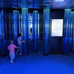 National Aquarium - Bubble tubes