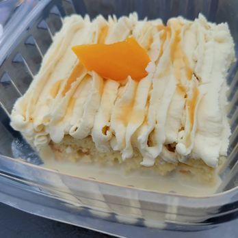 Dulce Mana Colombia - Tres Leches - Pop-up Shops Near Me - San Francisco, California