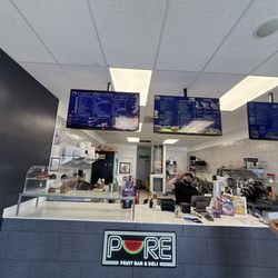 Pure Fruit Bar & Deli - Inside