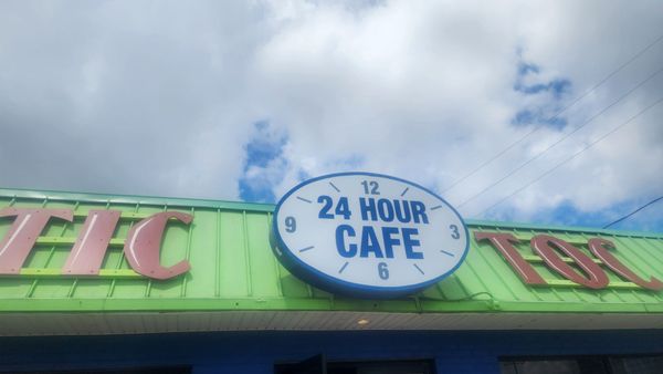 Tic-Toc Café by null