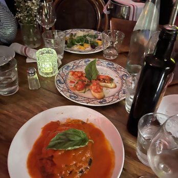 Soya & Pomodoro - Bruschetta Classica, Melanzane alla Parmigiana, Carpaccio di Polpo all Arancio e Pepe Rosa - Italian Near Me - Miami, Florida Soya & Pomodoro - Bruschetta Classica, Melanzane alla Parmigiana, Carpaccio di Polpo all Arancio e Pepe Rosa - Italian Near Me - Miami, Florida