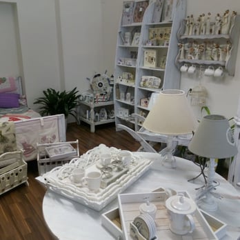 Stylish Home Decor - Antiques Near Me - Prague, Puerto Rico