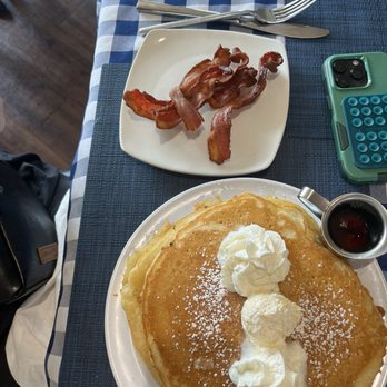 Neighbor Of Wine Down - Pancakes and bacon well done - Breakfast & Brunch Near Me - Ooltewah, Tennessee Neighbor Of Wine Down - Pancakes and bacon well done - Breakfast & Brunch Near Me - Ooltewah, Tennessee