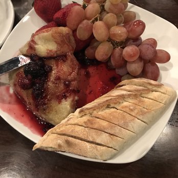 Toomey's - Baked Brie appetizer - New American Near Me - Mammoth Lakes, California