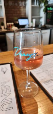 Duneyrr Wine and Beer Company by null