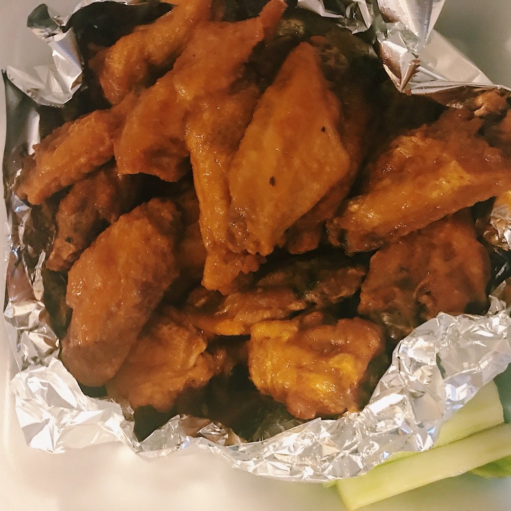 Pizza Rail - buffalo wings - Pizza Near Me - Boston, Massachusetts Pizza Rail - buffalo wings - Pizza Near Me - Boston, Massachusetts