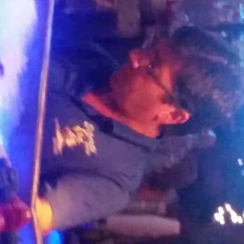 Seacrets - This guy needs ServeSafe training to understand how food can become contaminated and make people sick! - Bars Near Me - Ocean City, Maryland