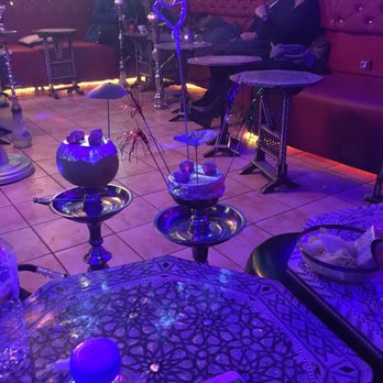 La Chich'Art - Look at the size of that grapefruit --- he's packs the hookah amazingly - Hookah Bars Near Me - Paris, 01