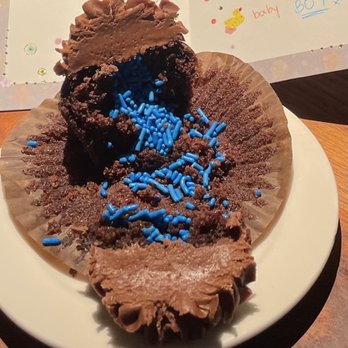 Treat! - Vegan Chocolate Cupcake - Bakeries Near Me - Houston, Texas