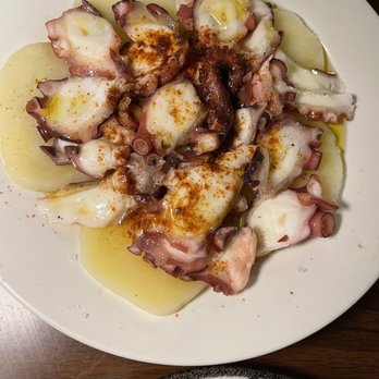 Estación Central - Pulpo y papa - Tapas Bars Near Me - Miami, Florida