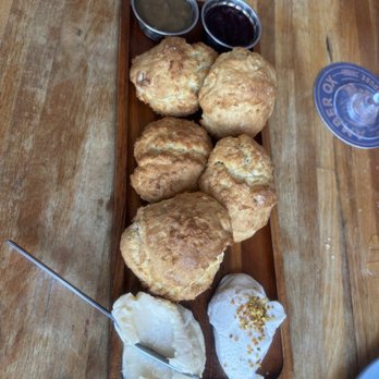 Amber Ox Public House - Biscuit board - American Near Me - Williamsburg, Virginia Amber Ox Public House - Biscuit board - American Near Me - Williamsburg, Virginia