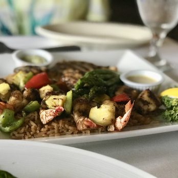 Gaido's - Grilled Seafood Platter - Seafood Near Me - Galveston, Texas Gaido's - Grilled Seafood Platter - Seafood Near Me - Galveston, Texas
