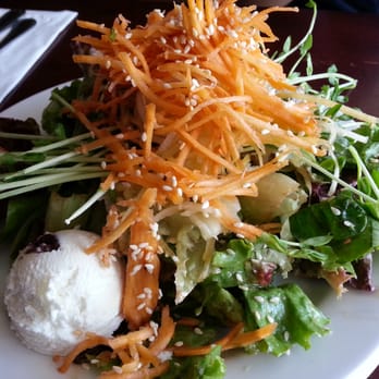 Flatbread Company - Organic salad with goat cheese and asparagus - Pizza Near Me - Paia, Hawaii