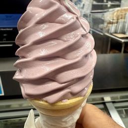 Raspberry-Pistachio Twist