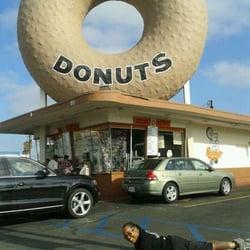 Operation Boot Camp Los Angeles - TEAM SKYPP! Linda at LA's famous RANDY's DONUTS!