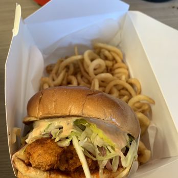Cluck Kitchen - Chicken Shop Near Me - Irvine, California