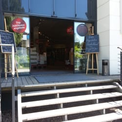 Mövenpick Weinkeller - Der Eingang