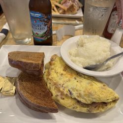 Crosswinds Restaurant & Bar - Meat livers omelet