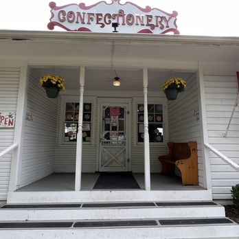 Door County Confectionery - the entrance to the store - Candy Stores Near Me - Fish Creek, Wisconsin Door County Confectionery - the entrance to the store - Candy Stores Near Me - Fish Creek, Wisconsin
