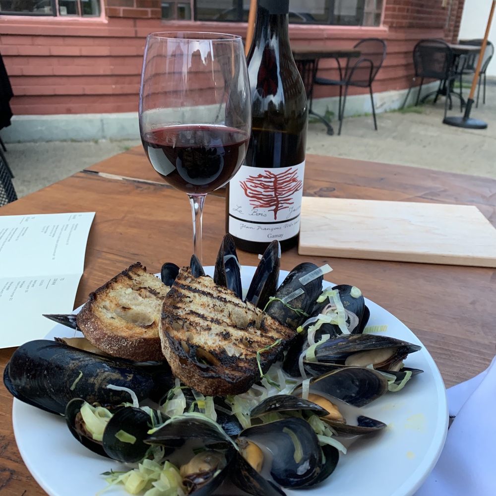 Settler - Mussels were nearly a meal unto themselves! - Mediterranean Near Me - Salem, Massachusetts Settler - Mussels were nearly a meal unto themselves! - Mediterranean Near Me - Salem, Massachusetts