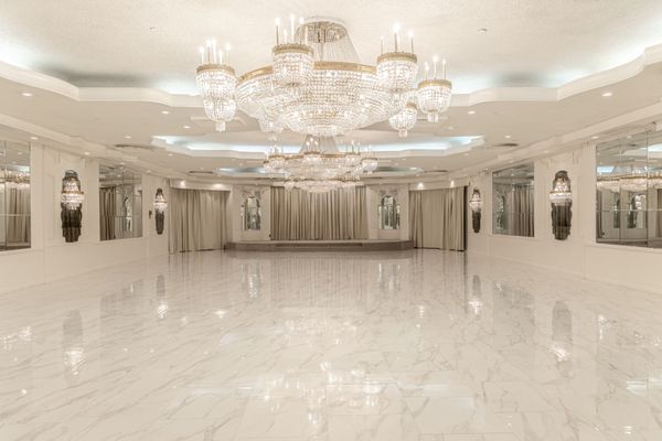 Astoria World Manor by null