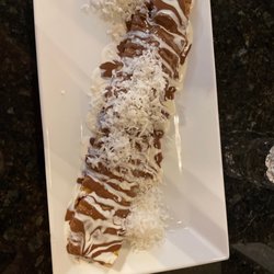 J.Wonderland Crêpes and waffles - Bounty chocolate coconut crepe.