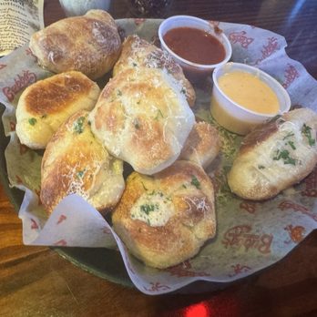 Bubba's 33 - Garlic Knots - Sports Bars Near Me - Tampa, Florida