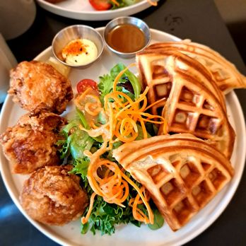Ohiru Cafe - Karaage and Waffles - Breakfast & Brunch Near Me - Toronto, Ontario