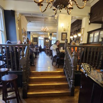 The Crown Liquor Saloon - Dining room. - Pubs Near Me - Belfast, BFS