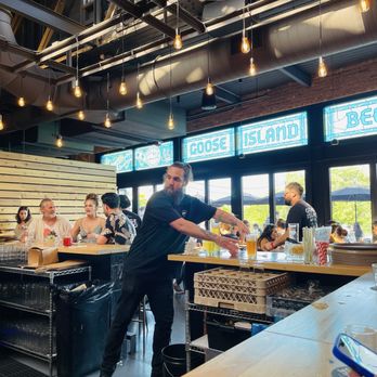 Goose Island Salt Shed Pub - Brewpubs Near Me - Chicago, Illinois