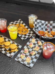 Muse Paintbar - One Loudoun by null