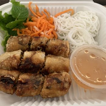 Banh Mi Crunch - Fried Egg Roll (Imperial Roll) - Sandwiches Near Me - San Francisco, California