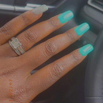 Inspire Nail Bar - Nail Salons Near Me - Hyattsville, Maryland