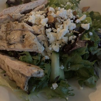 Elephant & Castle - Noble House Salad - British Near Me - Washington, DC, District of Columbia