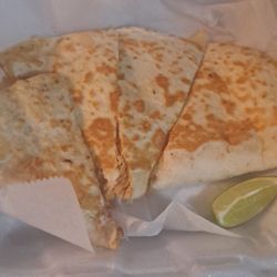Mis Antojitos Mexicanos - Quesadillas