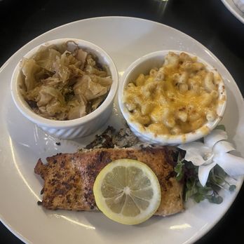 Noir Kitchen & Cocktails - Stuffed Salmon, Cajun Cabbage, and Smoked Gouda Mac and Cheese - Soul Food Near Me - Nashville, Tennessee Noir Kitchen & Cocktails - Stuffed Salmon, Cajun Cabbage, and Smoked Gouda Mac and Cheese - Soul Food Near Me - Nashville, Tennessee